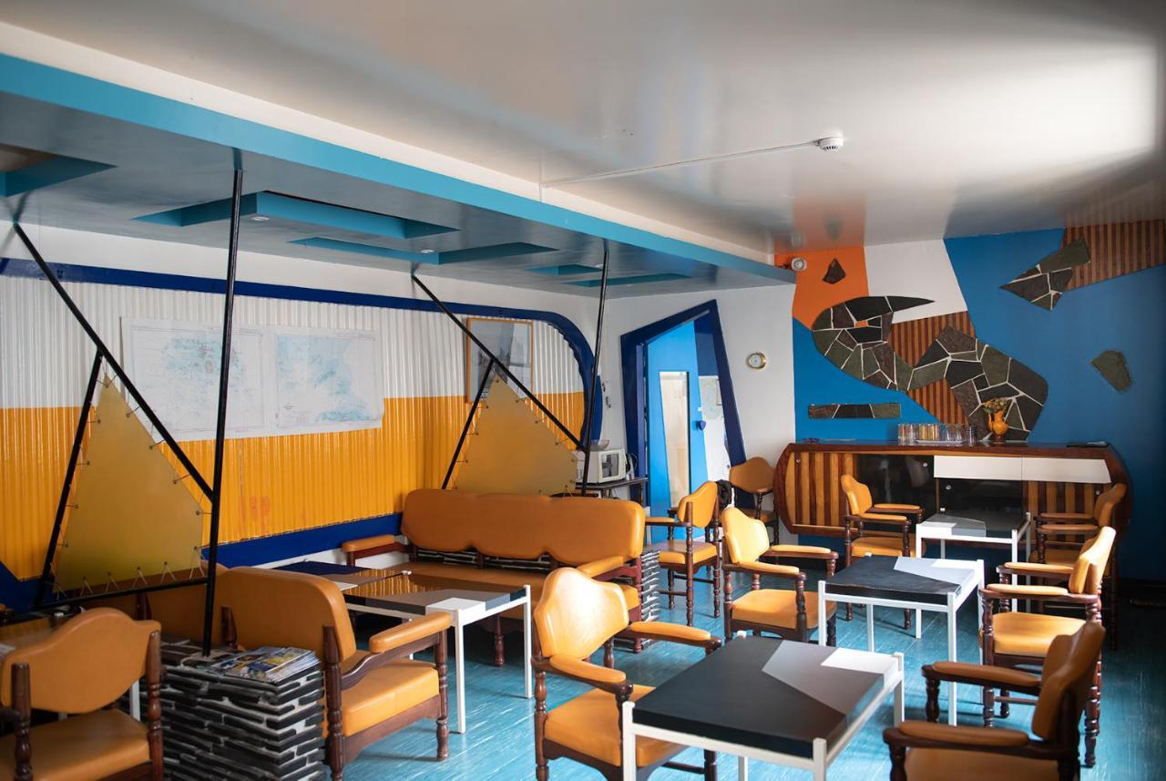 Hotel Modern Concarneau Exterior photo